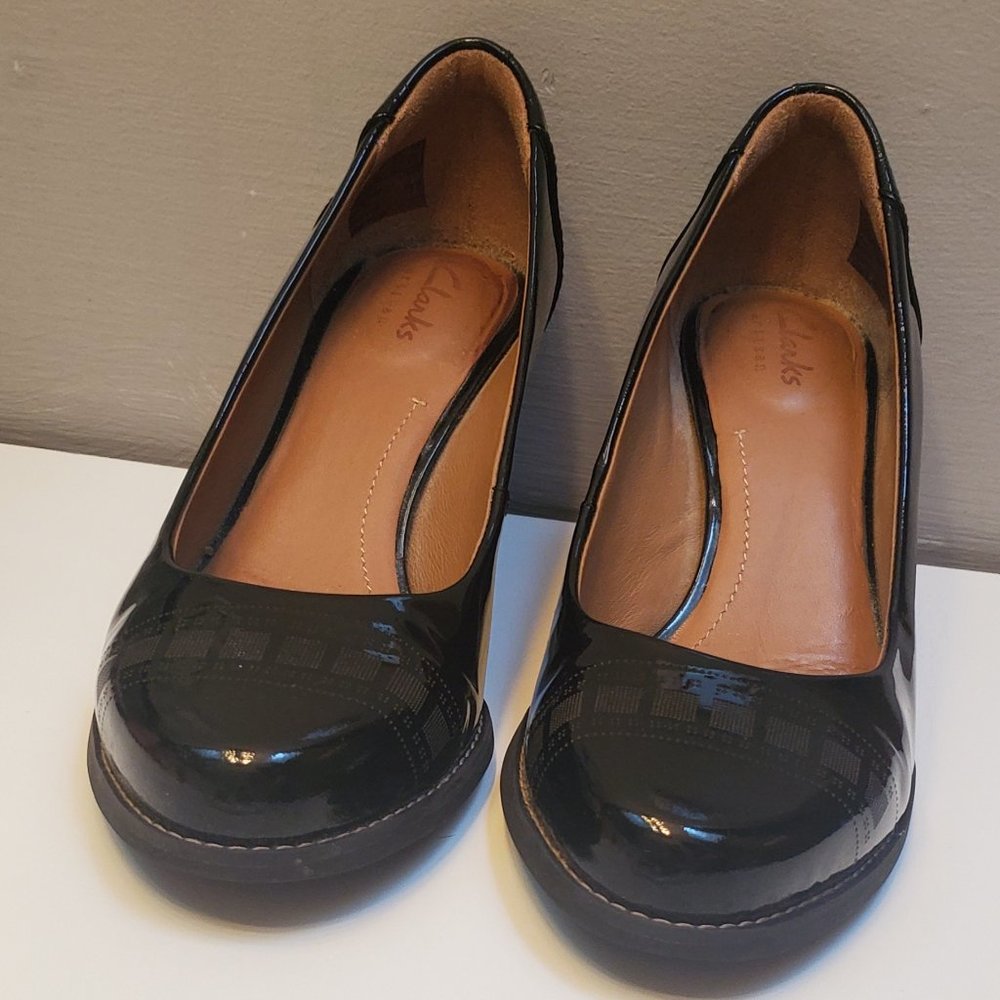 Clarks Artisan Tarah Sofia Black Pump - image 1